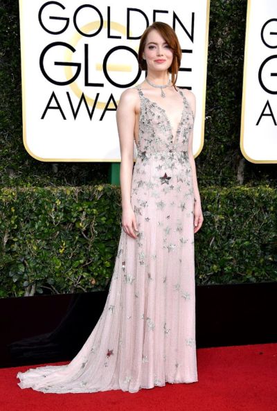 emma-stone-in-valentino